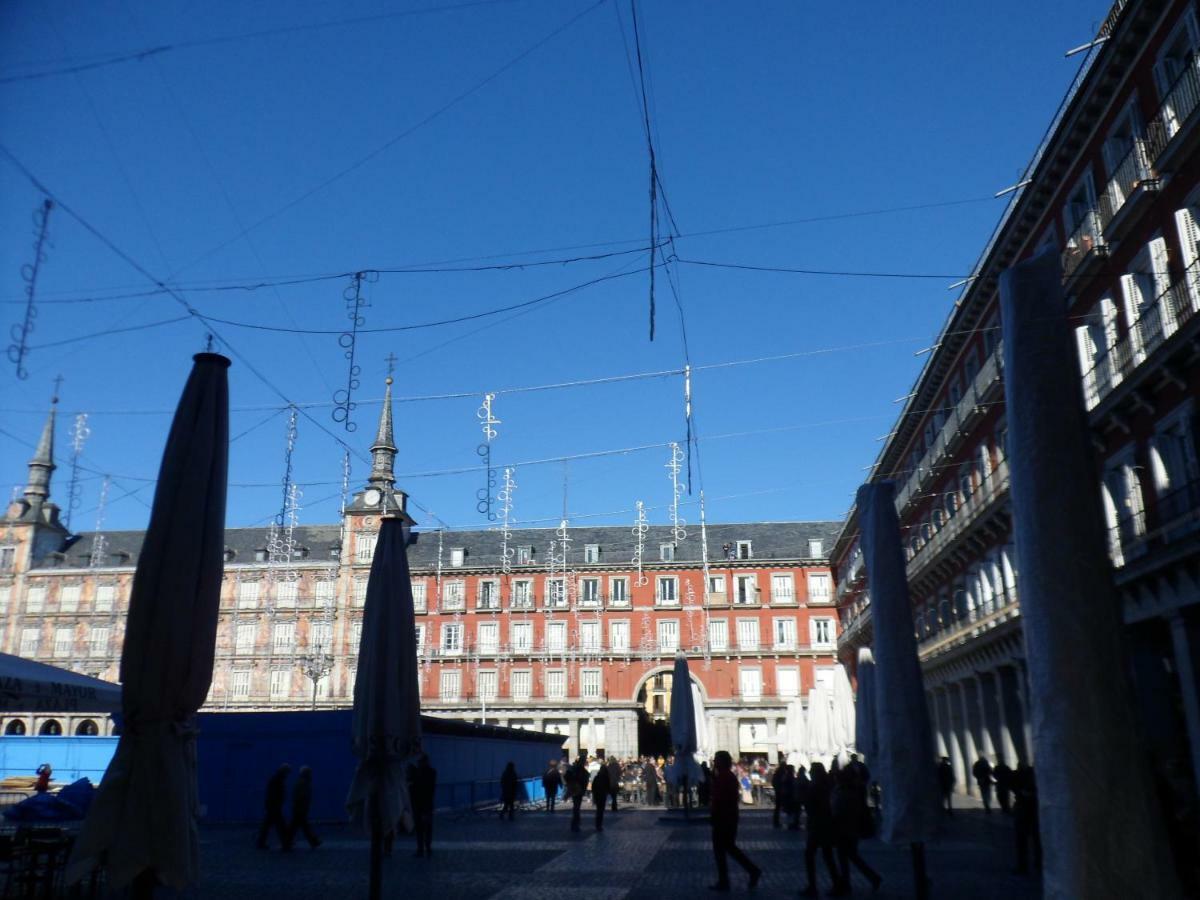 Los Ventanales Plaza Mayor Apartment Madrid Exterior photo